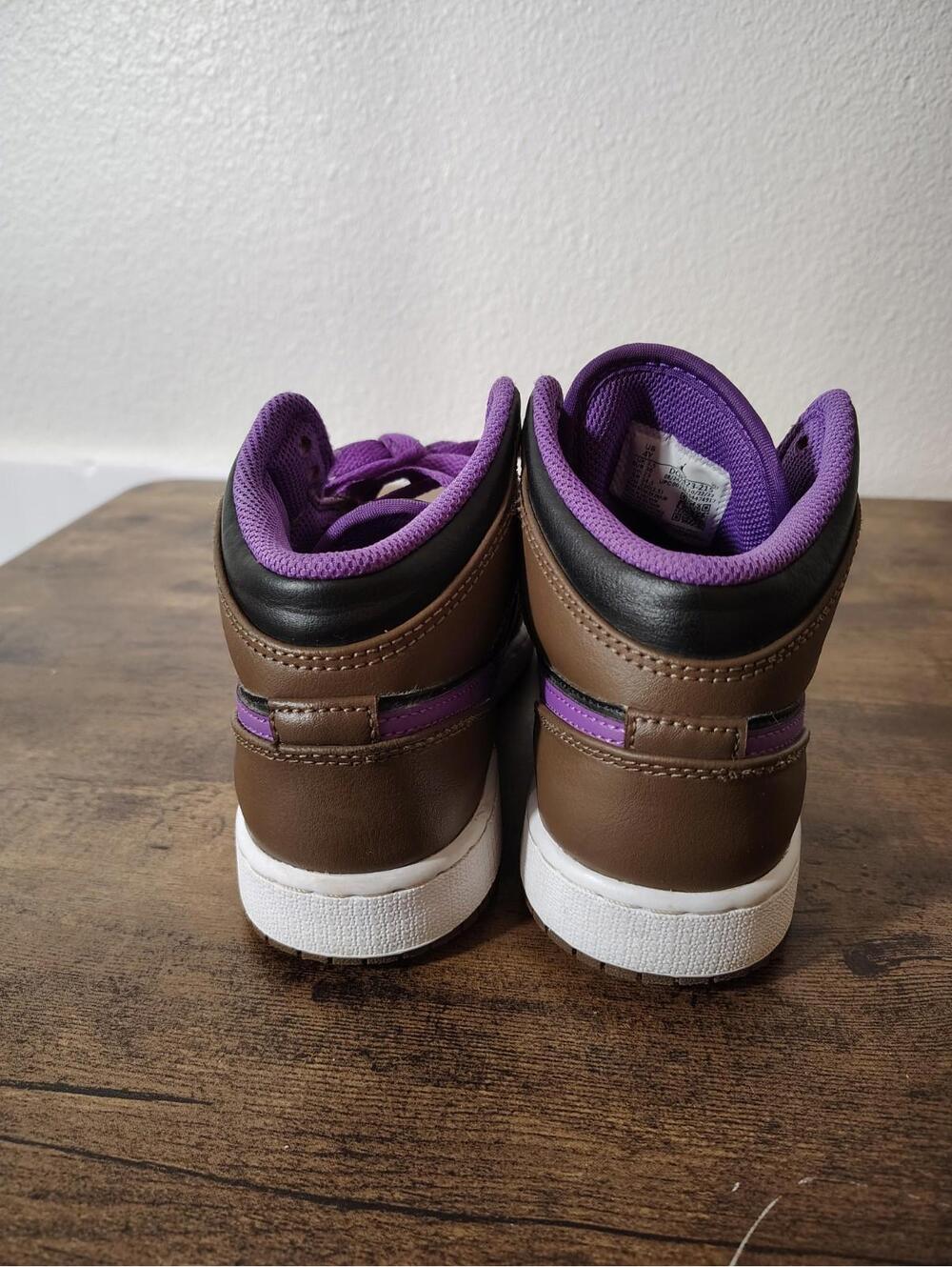 Nike Air Jordan 1 Mid Brown Purple Youth Size 4Y Womens 5.5 - Picture 4 of 7